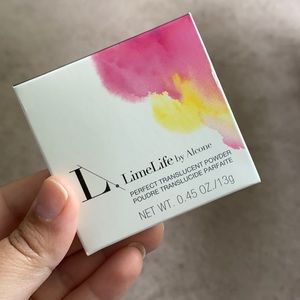 New Translucent Setting Powder with New Holder